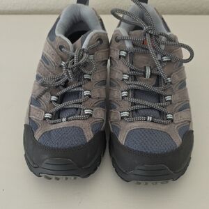 Merrell Gray and Black Athletic Shoes